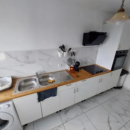 Beautiful & Cosy 3 Bedrooms Full Apartment Ris-Orangis