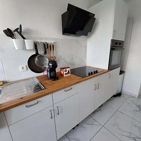 Beautiful & Cosy 3 Bedrooms Full * Ris-Orangis